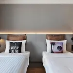 Szálloda Moxy Rapperswil-Jona