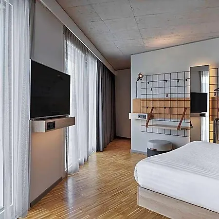 Moxy 3* Rapperswil-Jona