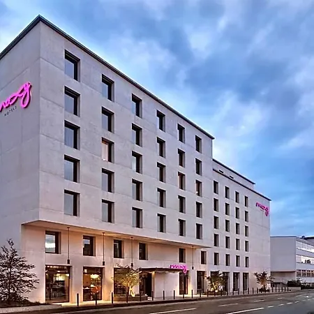 Hotel Moxy 3*