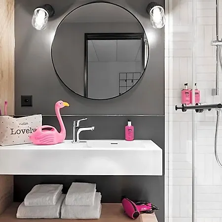 Moxy Hotel
