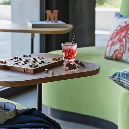 Moxy Szálloda Rapperswil-Jona
