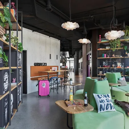 Szálloda Moxy 3*