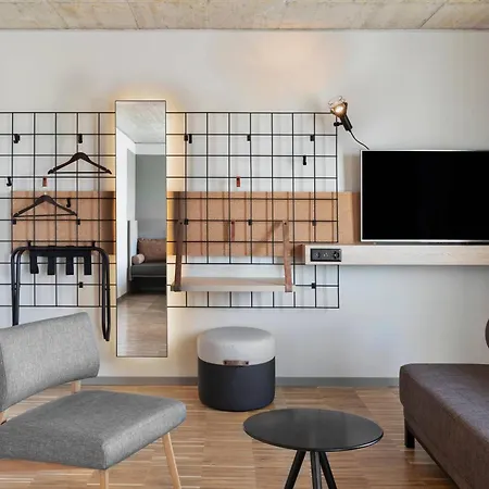 Moxy 3* Rapperswil-Jona